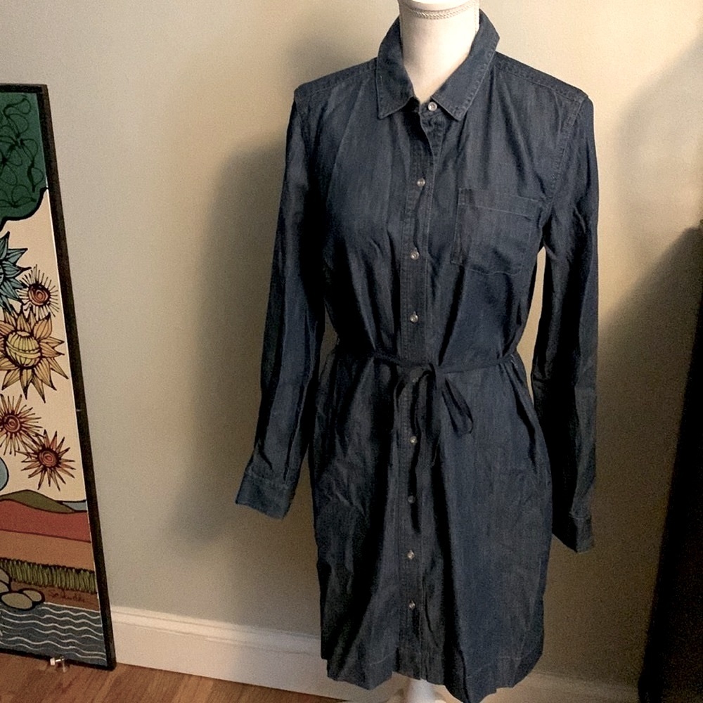 Tommy Hilfiger denim button down dress